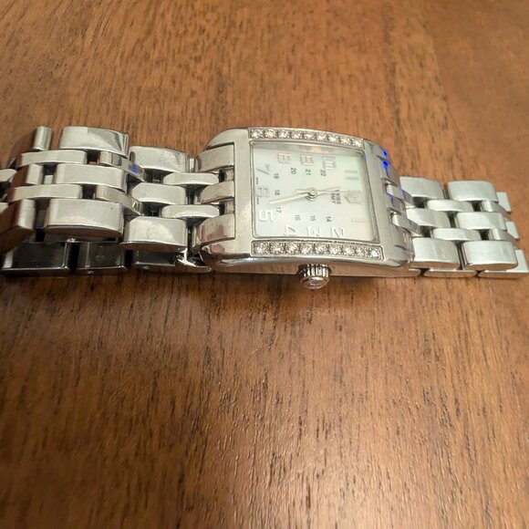 Swiss Army Alliance Diamond Tank 24776 Women's Watch +  18 Diamonds - Picture 4 of 8